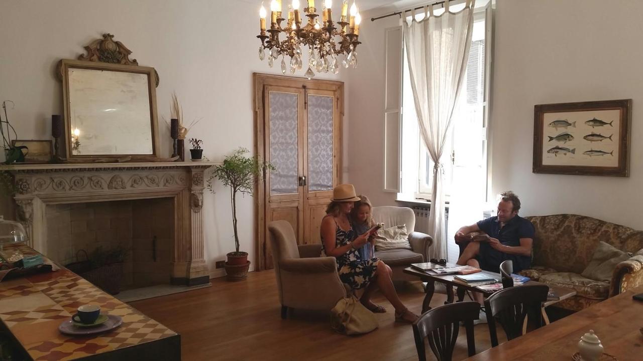 Le Stanze Di Sara Acomodação com café da manhã Turim Exterior foto